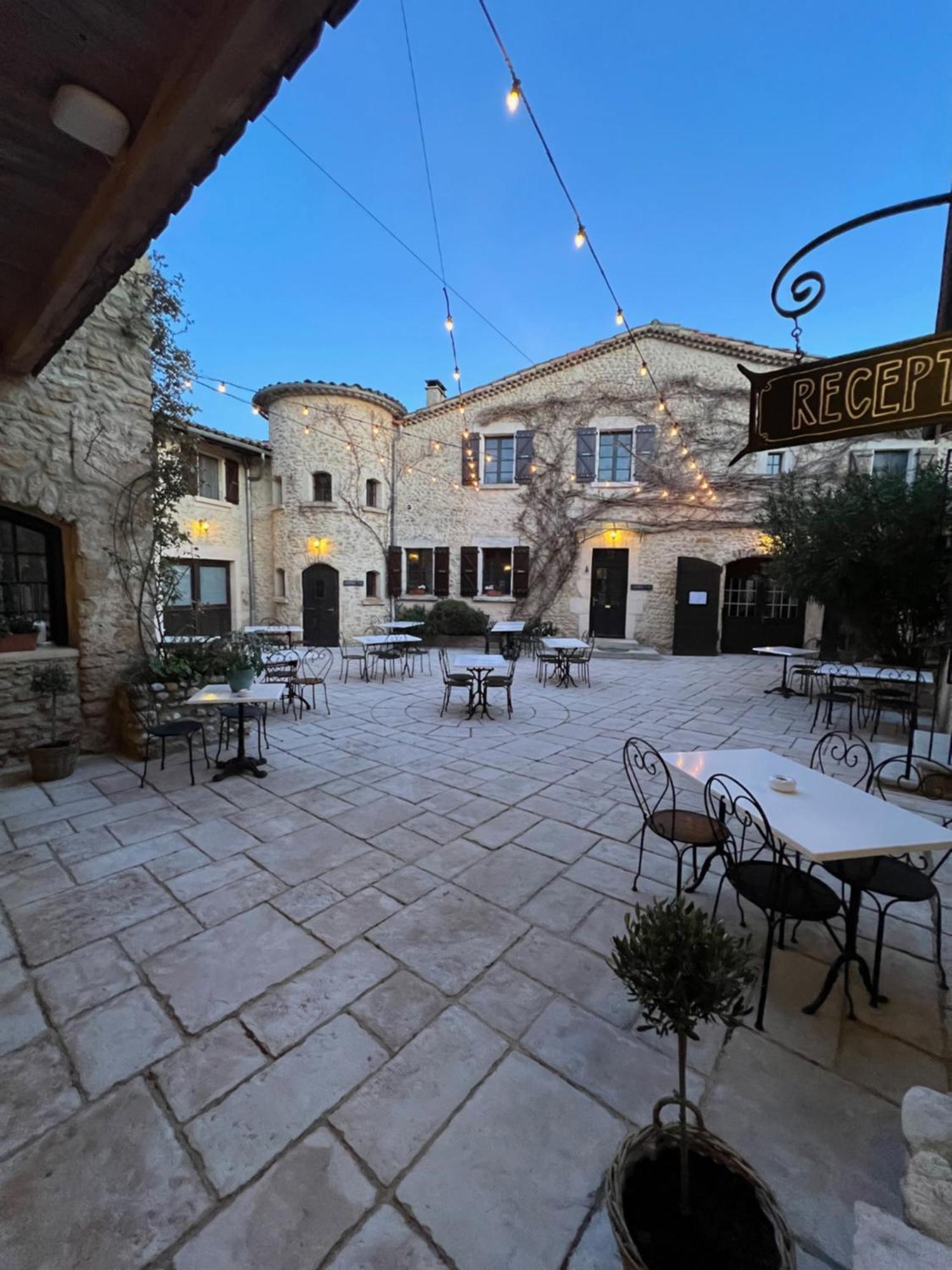 Auberge La Plaine Chabrillan المظهر الخارجي الصورة