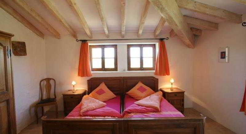 Auberge La Plaine Chabrillan المظهر الخارجي الصورة